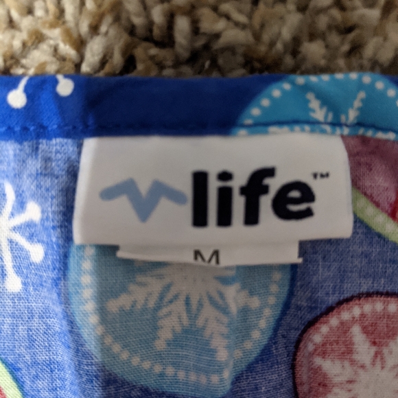 Ladies Scrub Top - Picture 2 of 2